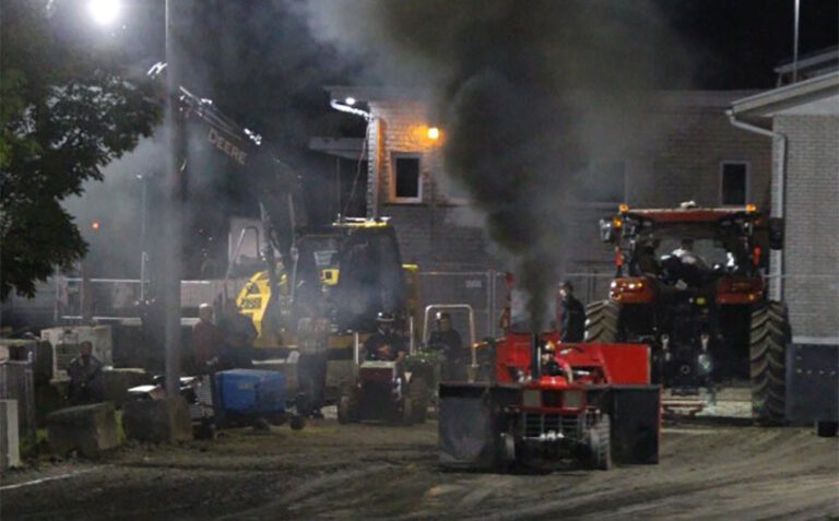 613 Modified Garden Tractor Pullers Association, Maxville, Ontario, Pro Stock Diesel Class